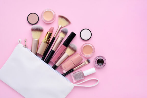 What Toiletries Can I Bring on an Airplane?